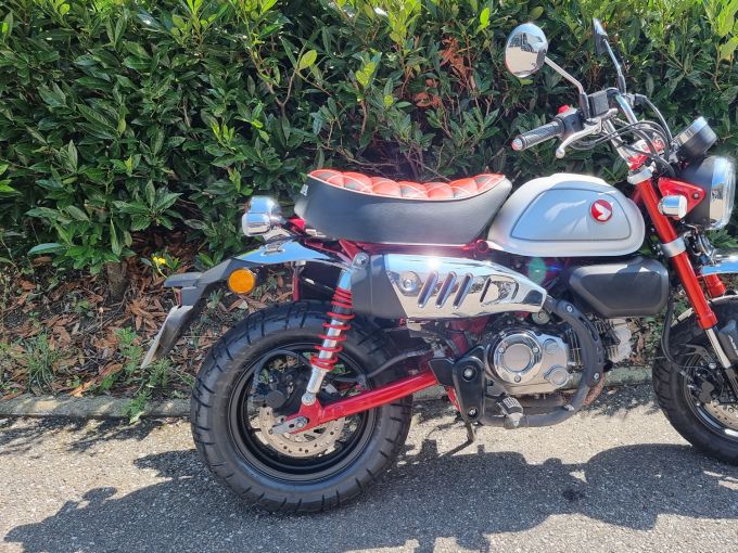HONDA Z125 MONKEY 4