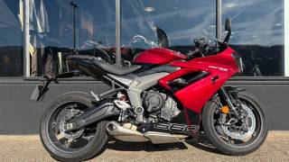 TRIUMPH 	DAYTONA 660 - 2025