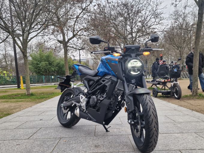 HONDA CB125R CB 125 R 4
