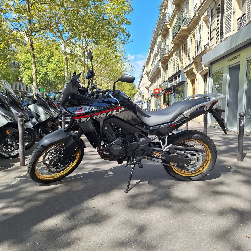 HONDA XL 750 TRANSALP 4