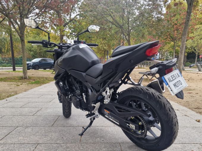 HONDA CB 750 HORNET 4