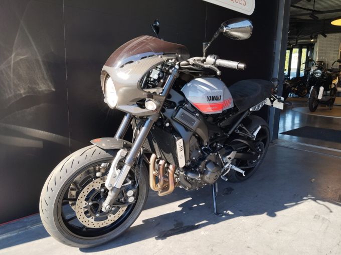 YAMAHA XSR 900 ABARTH 4