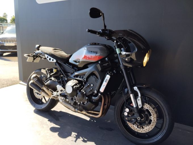 YAMAHA XSR 900 ABARTH 4