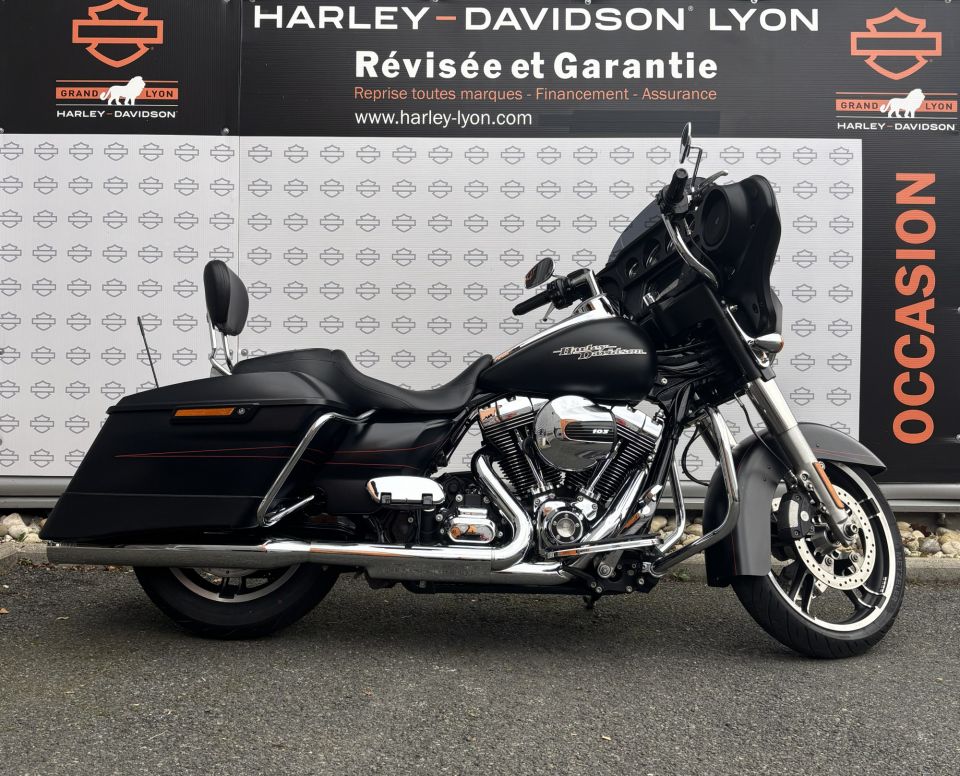 HARLEY-DAVIDSON TOURING STREET GLIDE 1690 4
