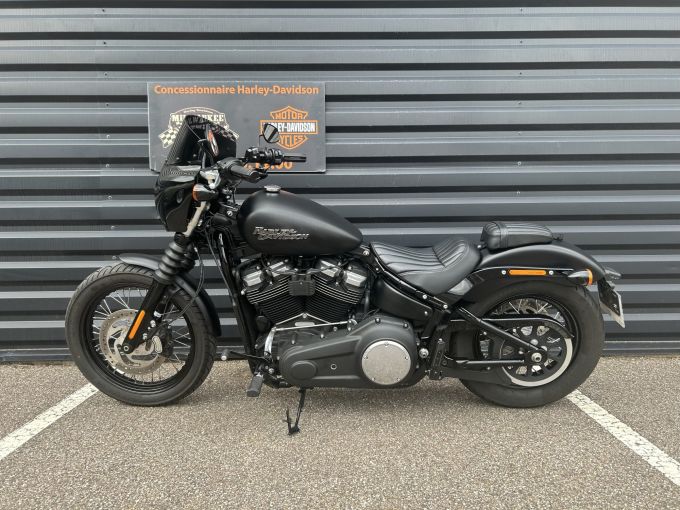 HARLEY-DAVIDSON SOFTAIL STREET BOB 1745 4