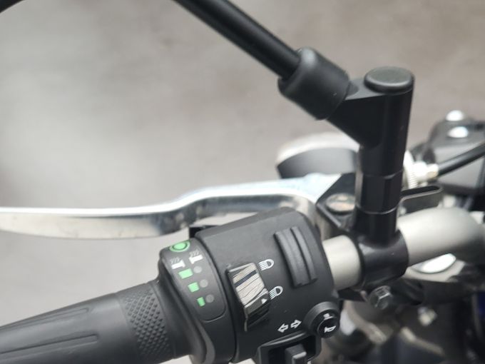 YAMAHA MT-07 4