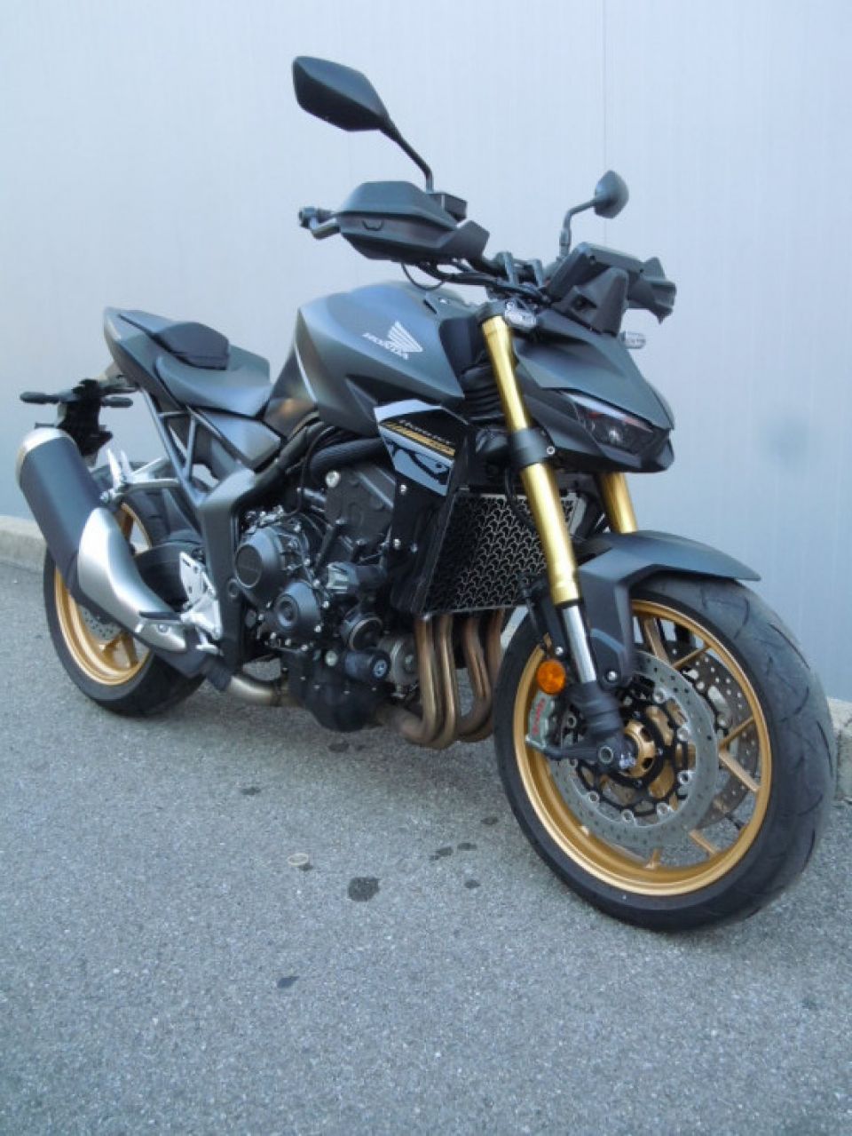 HONDA CB 1000 Hornet 4