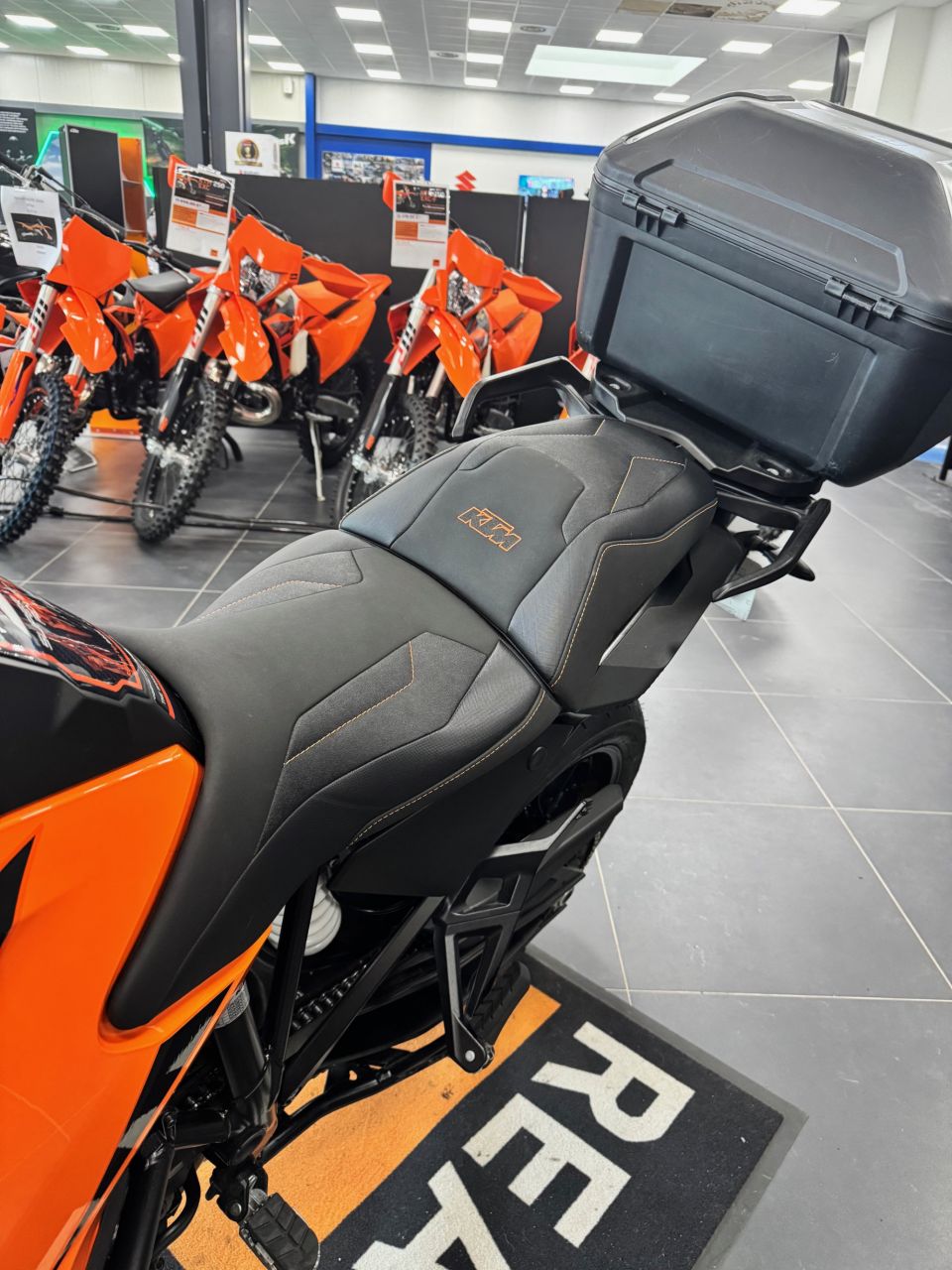 KTM 1290 SUPER ADVENTURE S 4