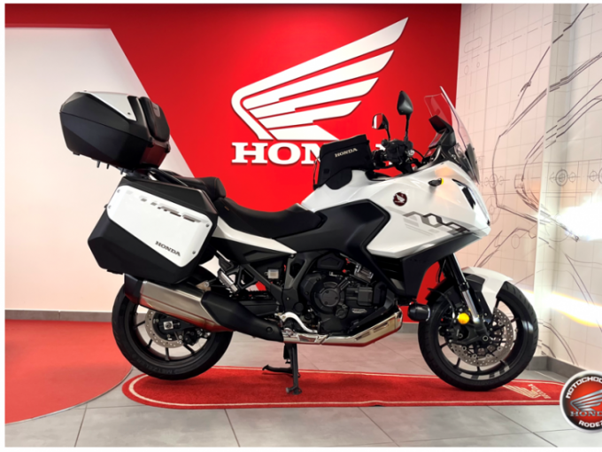 HONDA NT1100 DCT 4