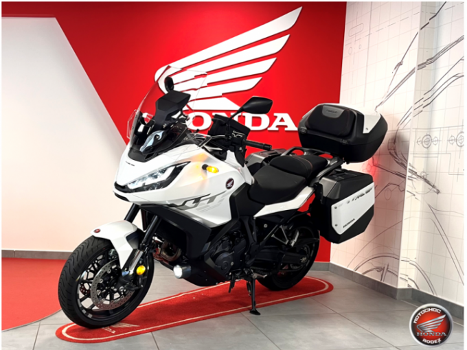 HONDA NT1100 DCT 4