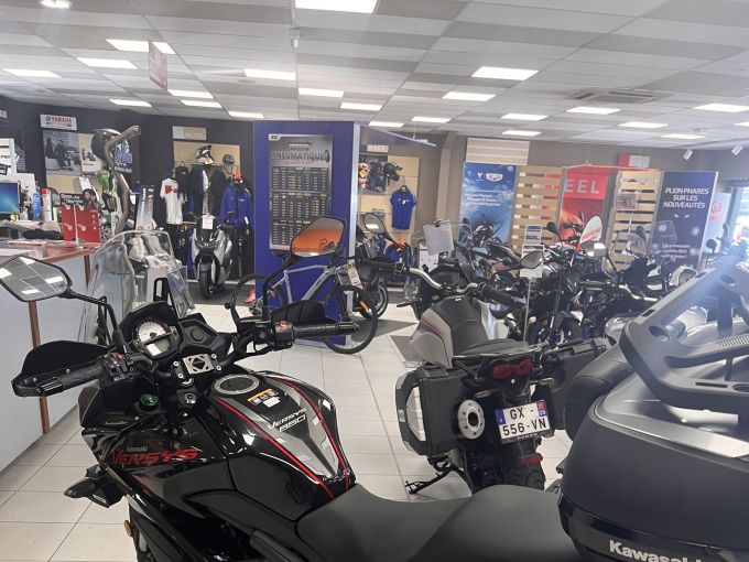 KAWASAKI VERSYS 650 4