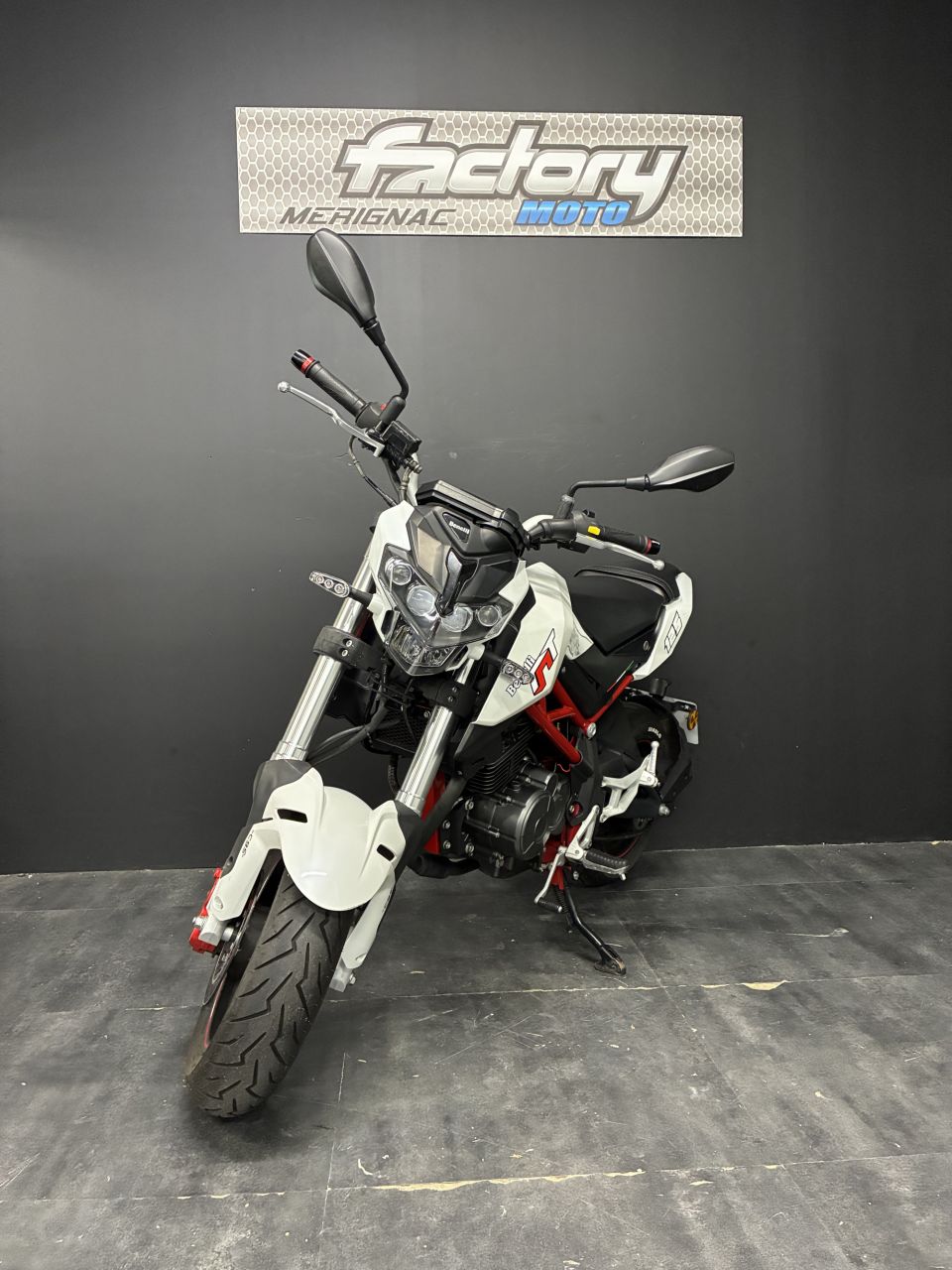 BENELLI TNT 125 4