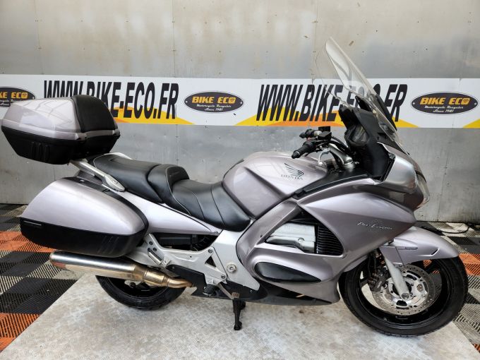HONDA ST 1300 PAN EUROPEAN 4