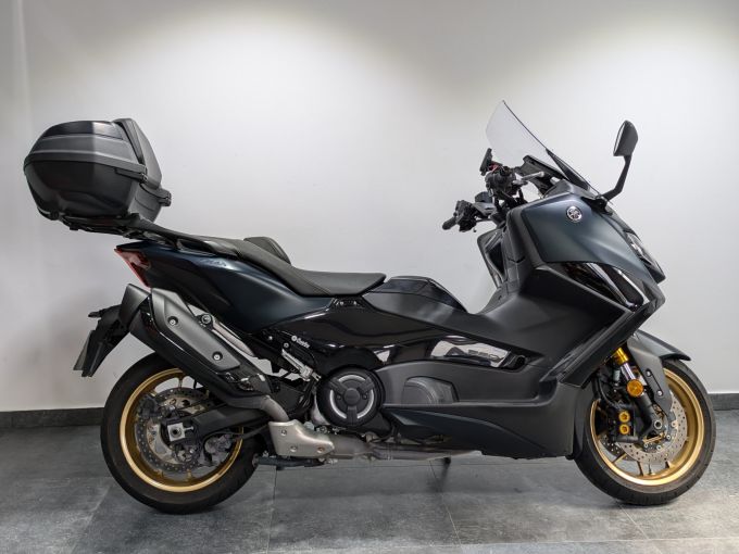 YAMAHA XP T-MAX 560 TECH MAX 4