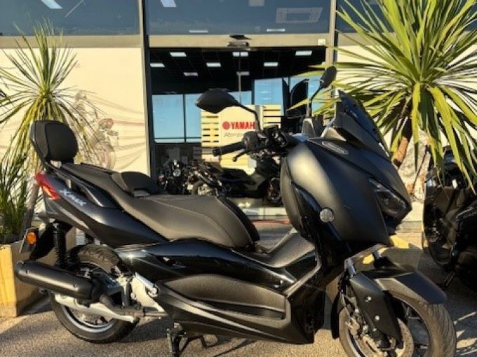 YAMAHA X-MAX 125 IRON MAX 4