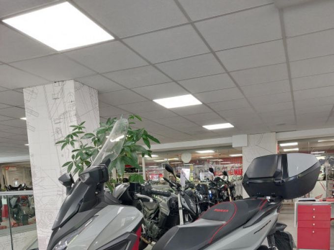 HONDA NSS FORZA 125 4