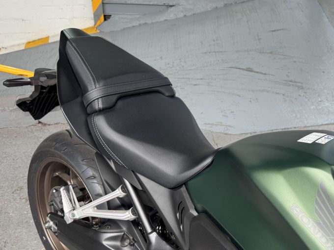 HONDA CB 650 R 4