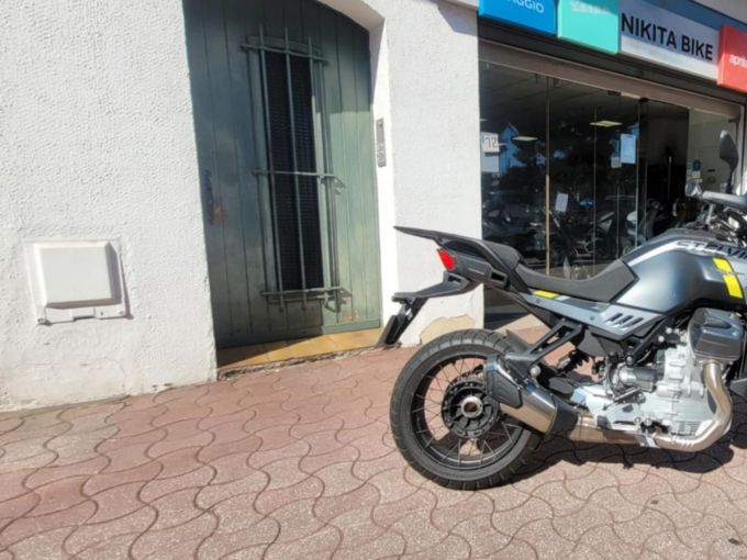 MOTO GUZZI STELVIO 4