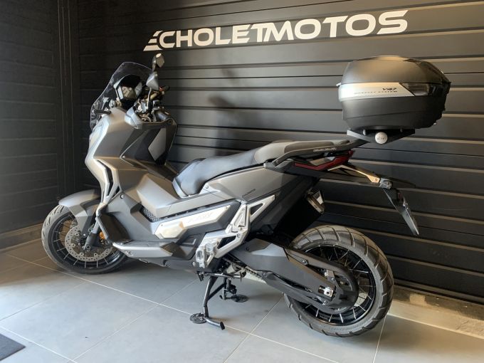HONDA X-ADV 4