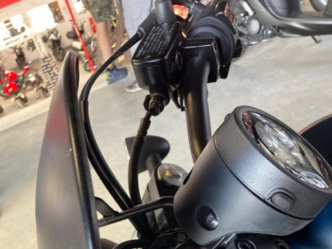 HONDA CMX 500 REBEL 4