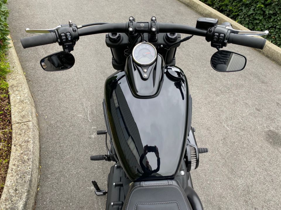 HARLEY-DAVIDSON SOFTAIL FAT BOB 1868 4