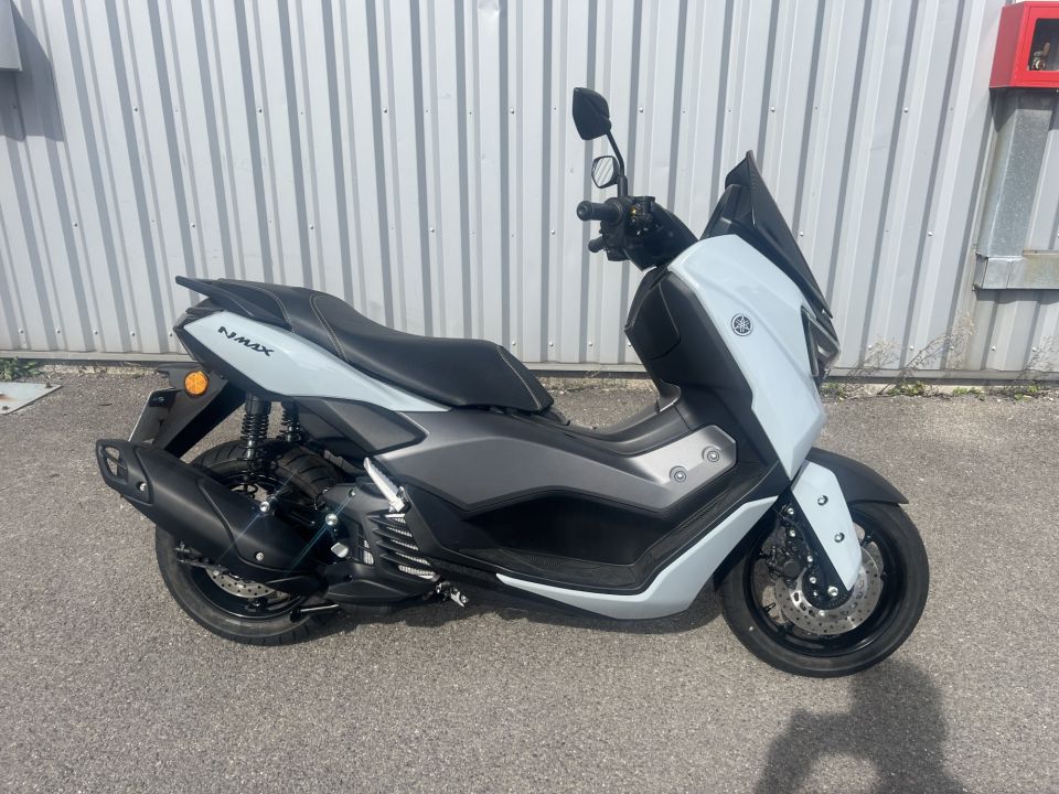 YAMAHA NMAX 125 TECH MAX 4