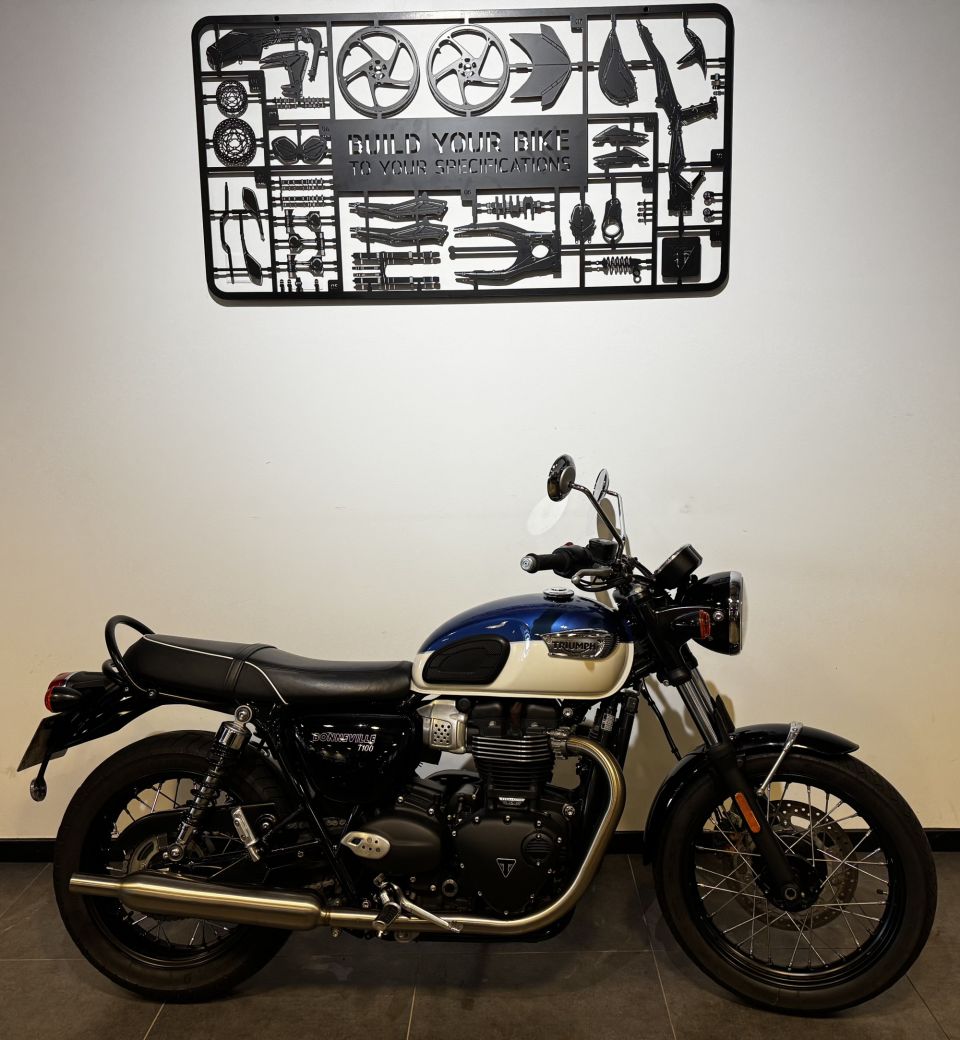 TRIUMPH Bonneville T100 4