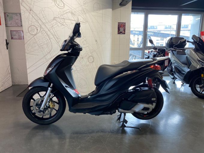 PIAGGIO MEDLEY 125 4
