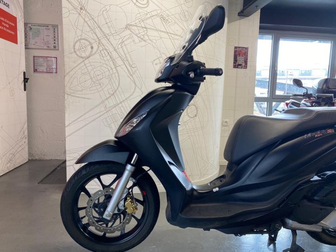 PIAGGIO MEDLEY 125 4