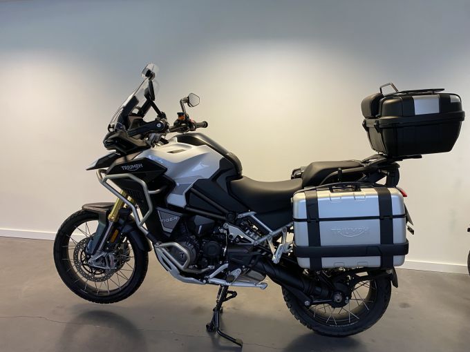 TRIUMPH TIGER 1200 EXPLORER 4