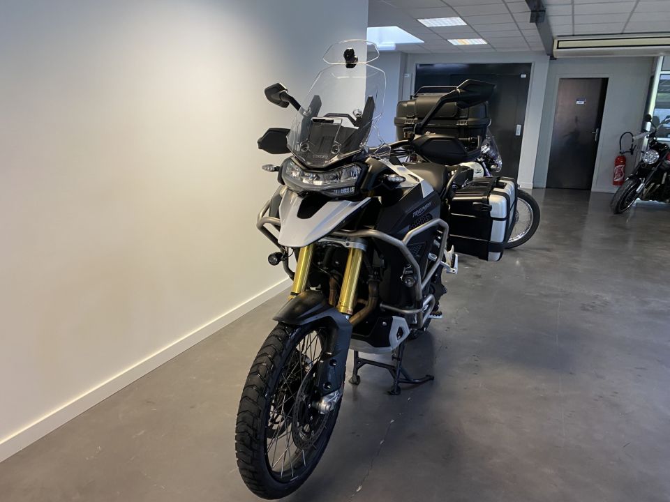 TRIUMPH TIGER 1200 EXPLORER 4