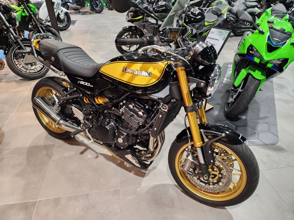 KAWASAKI Z900RS SE 4