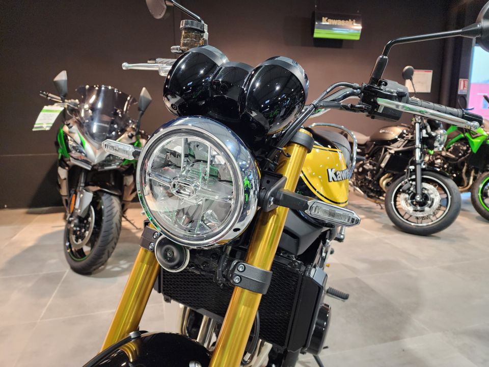 KAWASAKI Z900RS SE 4