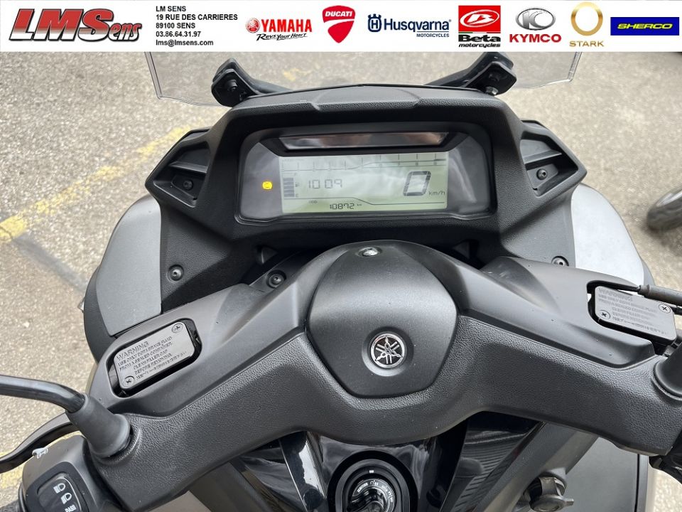 YAMAHA TRICITY 300 4