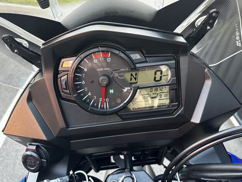 SUZUKI DL V-STROM 650XT 4