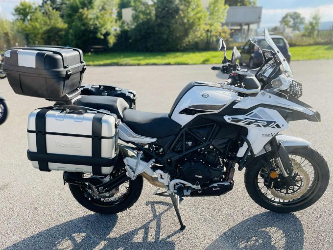 BENELLI TRK 502 X 4