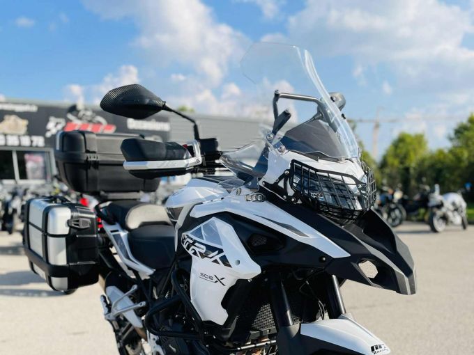 BENELLI TRK 502 X 4