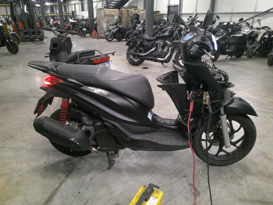 PIAGGIO MEDLEY 125 4