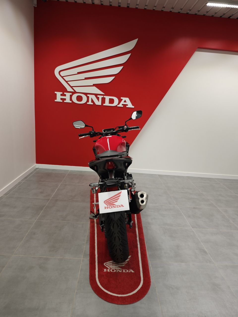 HONDA CB 500 Hornet 4