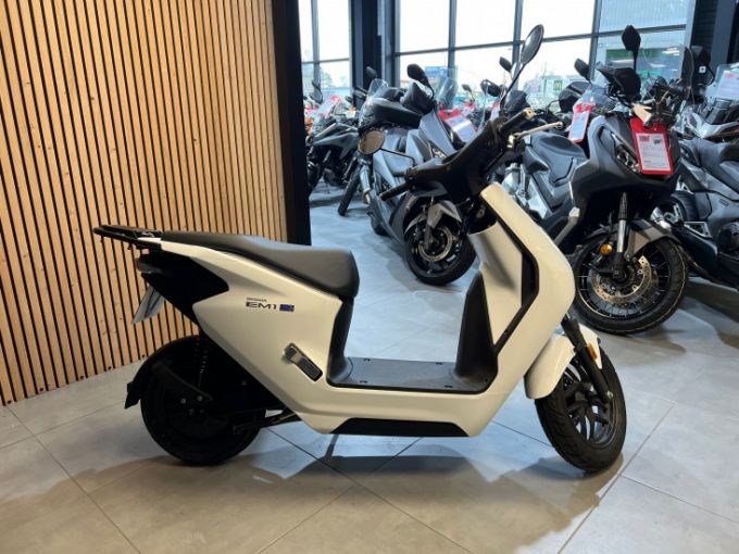 HONDA EM1 e: 4