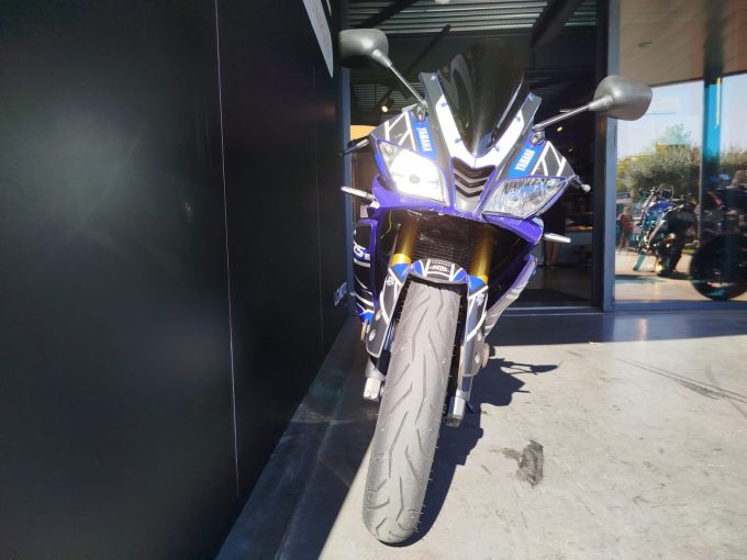 YAMAHA YZF-R 125 4