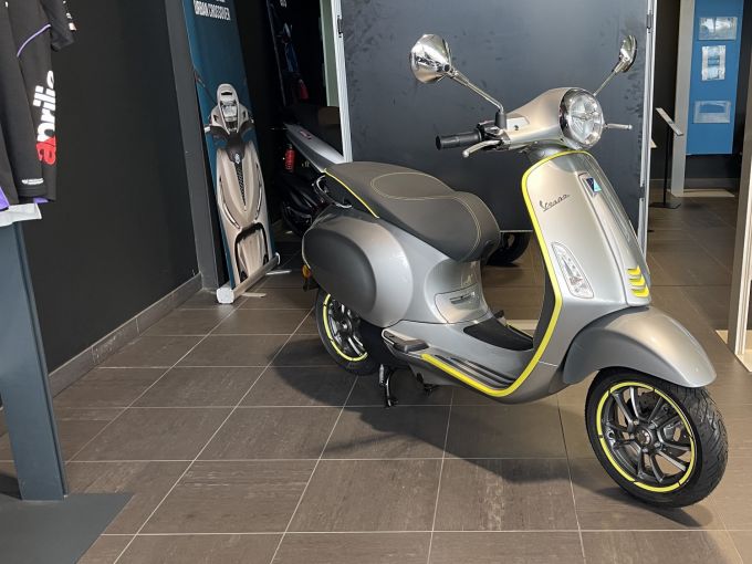 VESPA PRIMAVERA ELETTRICA 70 4