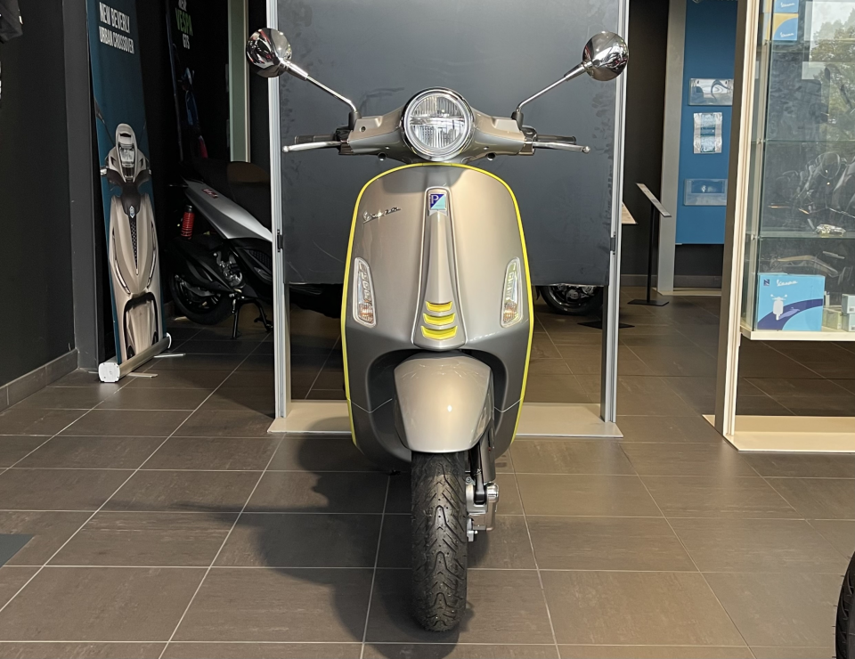 VESPA PRIMAVERA ELETTRICA 70 4