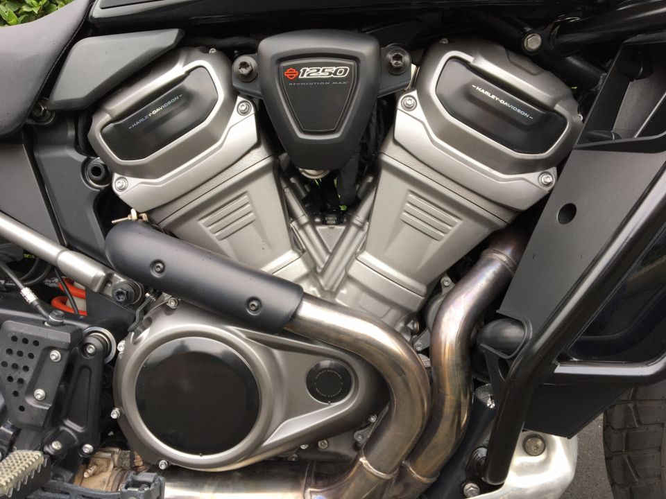 HARLEY-DAVIDSON ADVENTURE PAN AMERICA 1250 SPECIAL 4