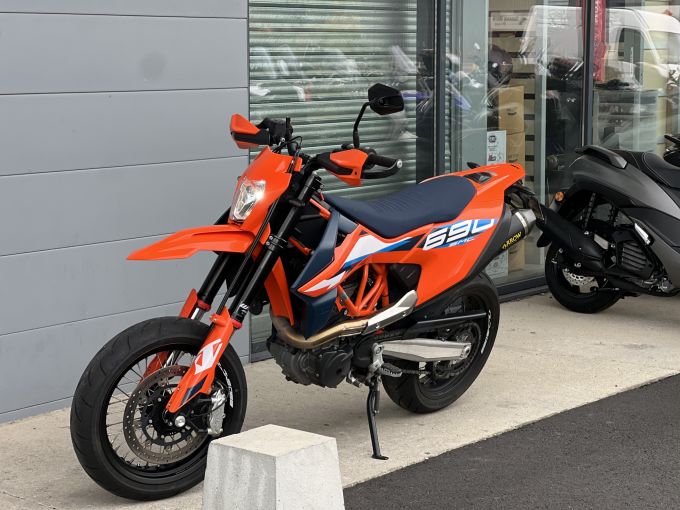 KTM 690 SMC R 4