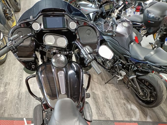 HARLEY-DAVIDSON TOURING ROAD GLIDE 1868 4