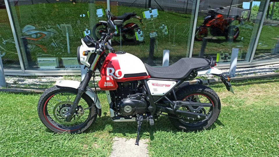 ROYAL ENFIELD HYMALAYAN 400 4