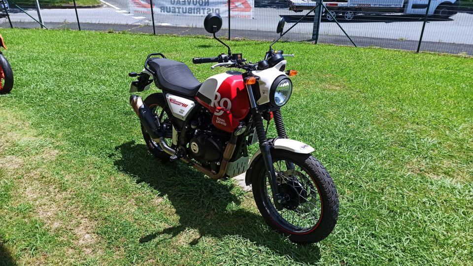 ROYAL ENFIELD HYMALAYAN 400 4