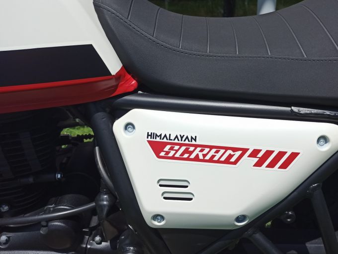 ROYAL ENFIELD HYMALAYAN 400 4