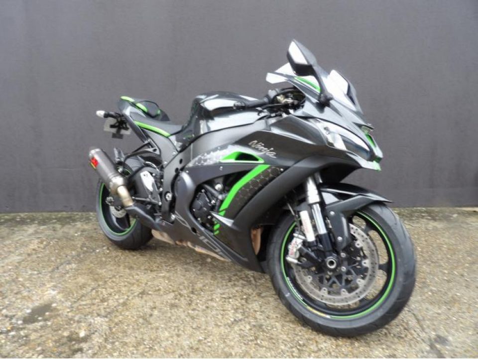 KAWASAKI ZX-10R 4